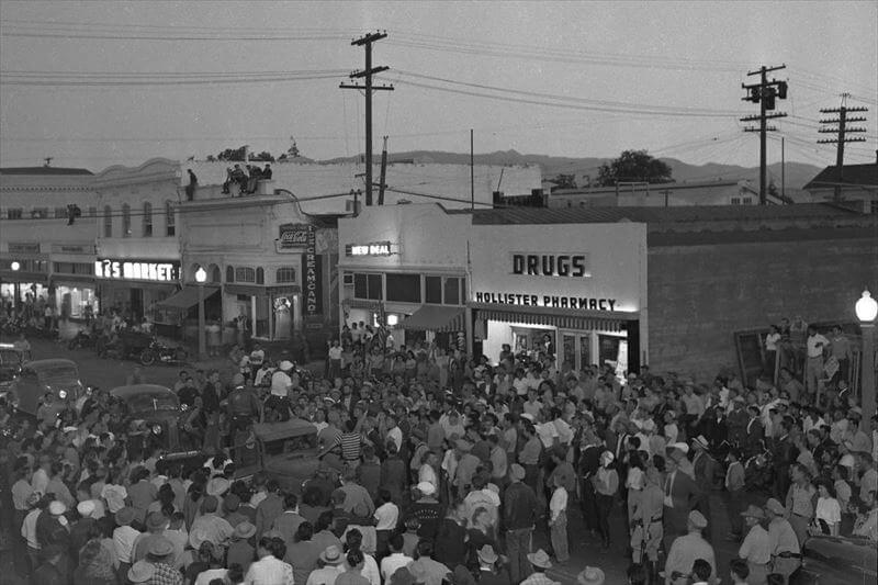 1947年7月3日 　アメリカ　カルフォルニア州ホリスター
