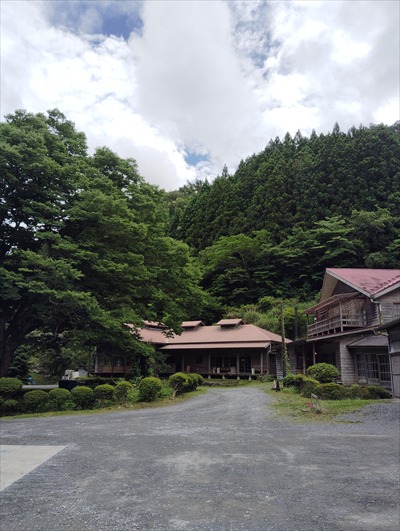 名残惜しい朝